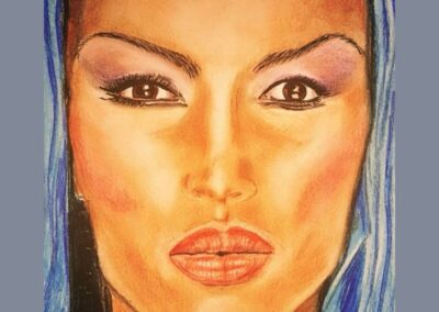 Expressives Frauenporträt mit warmen Hauttönen, ruhigem Blick und weichem Farbverlauf